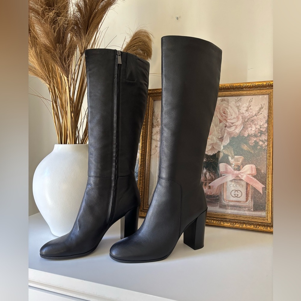 Kenneth Cole Sz10 Lowell Knee High Boots EUC